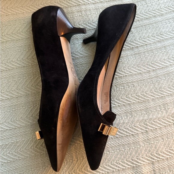 Michael Kors Black Women's Shoes - Picture 3 of 9